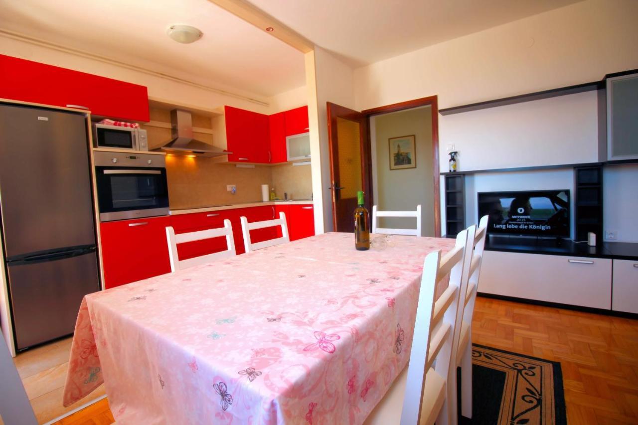 Apartmens Adriana Novi Vinodolski Exterior foto