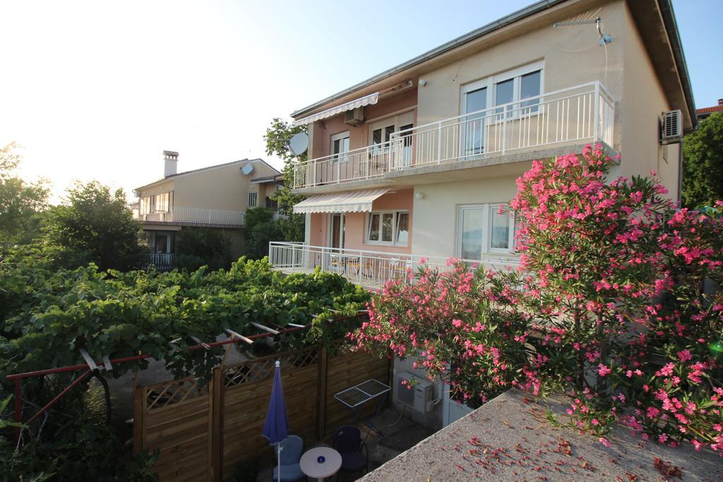 Apartmens Adriana Novi Vinodolski Exterior foto